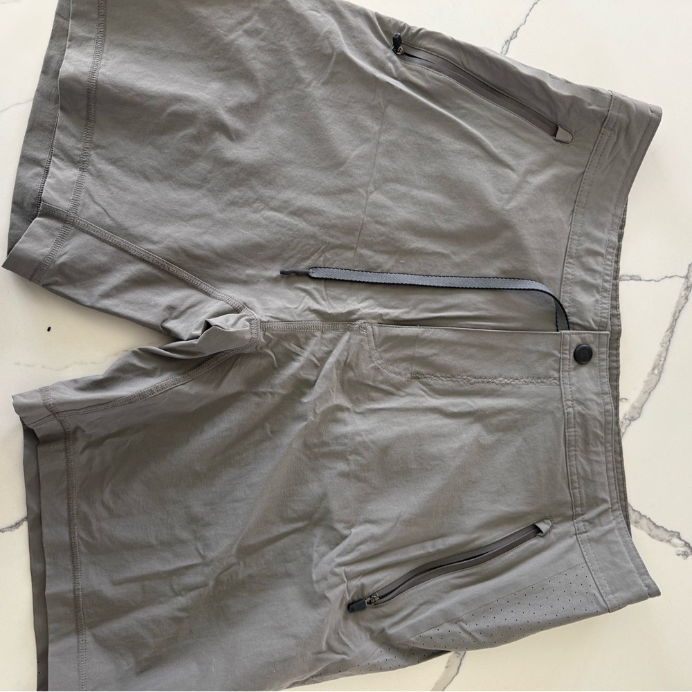 Mack Weldon golf shorts large
